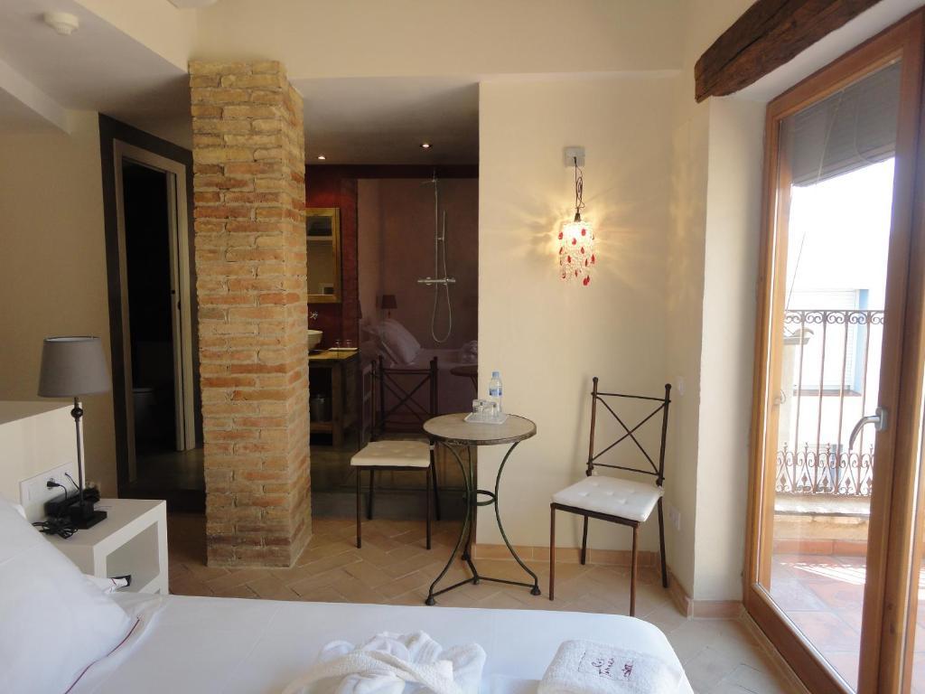Hotel Rural Cal Torner Adults Only Guiamets Стая снимка