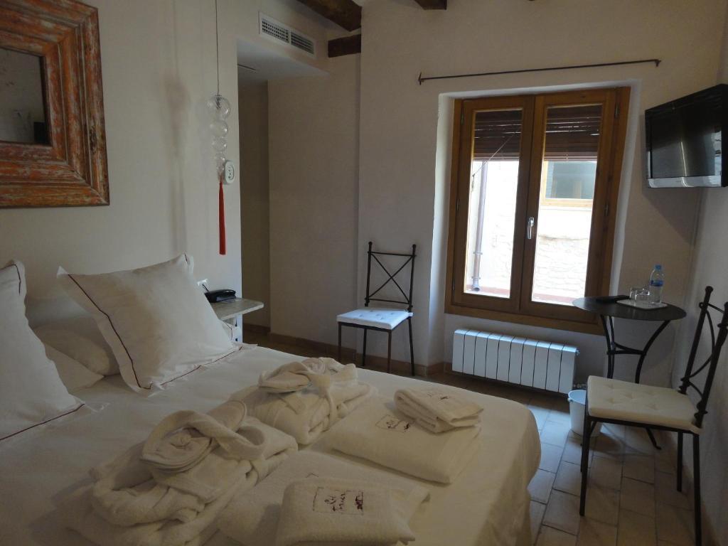 Hotel Rural Cal Torner Adults Only Guiamets Стая снимка