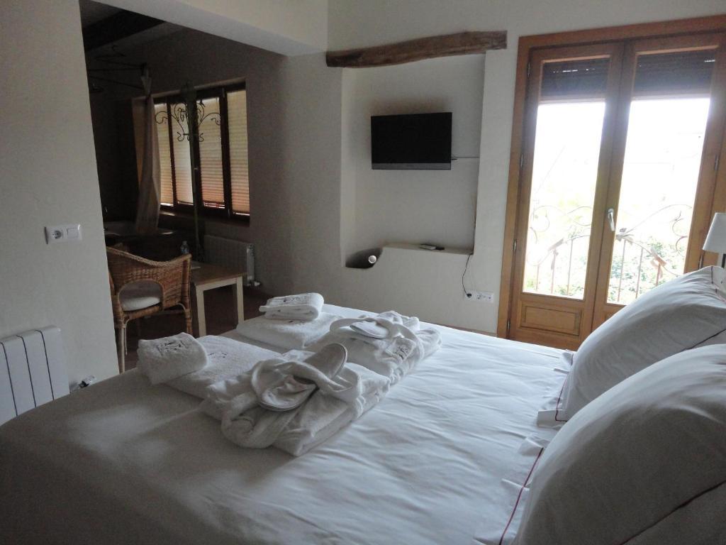 Hotel Rural Cal Torner Adults Only Guiamets Стая снимка